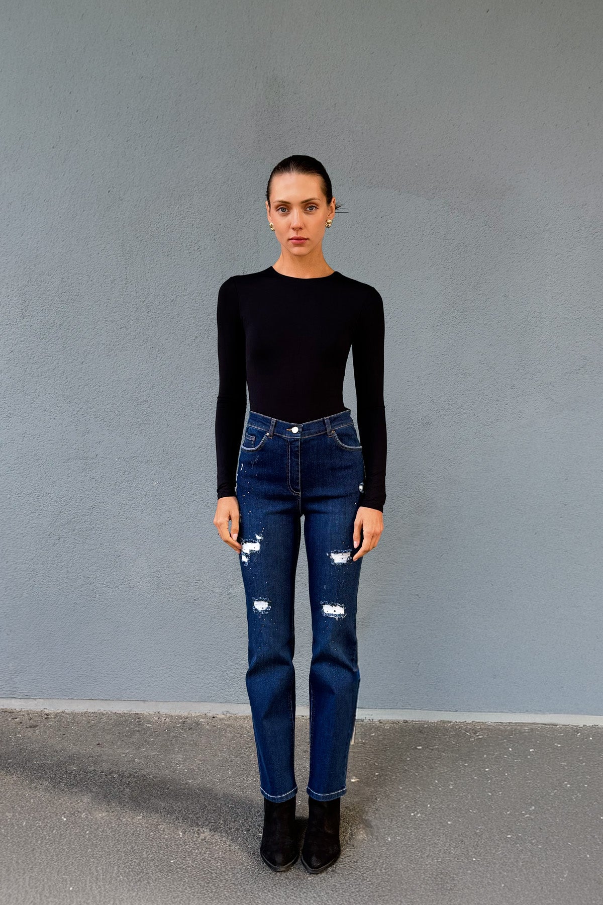 Yırtık Detaylı Koyu Yıkama Bootcut Jeans