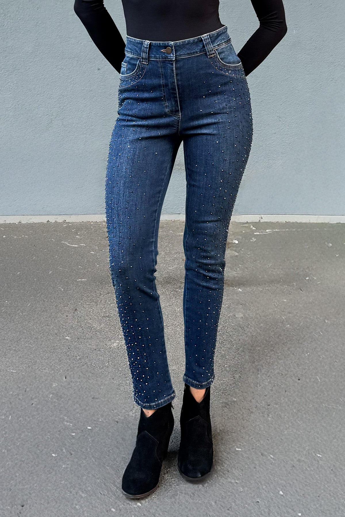 Taş Detaylı Mavi Yüksek Bel Likralı Kot Pantolon