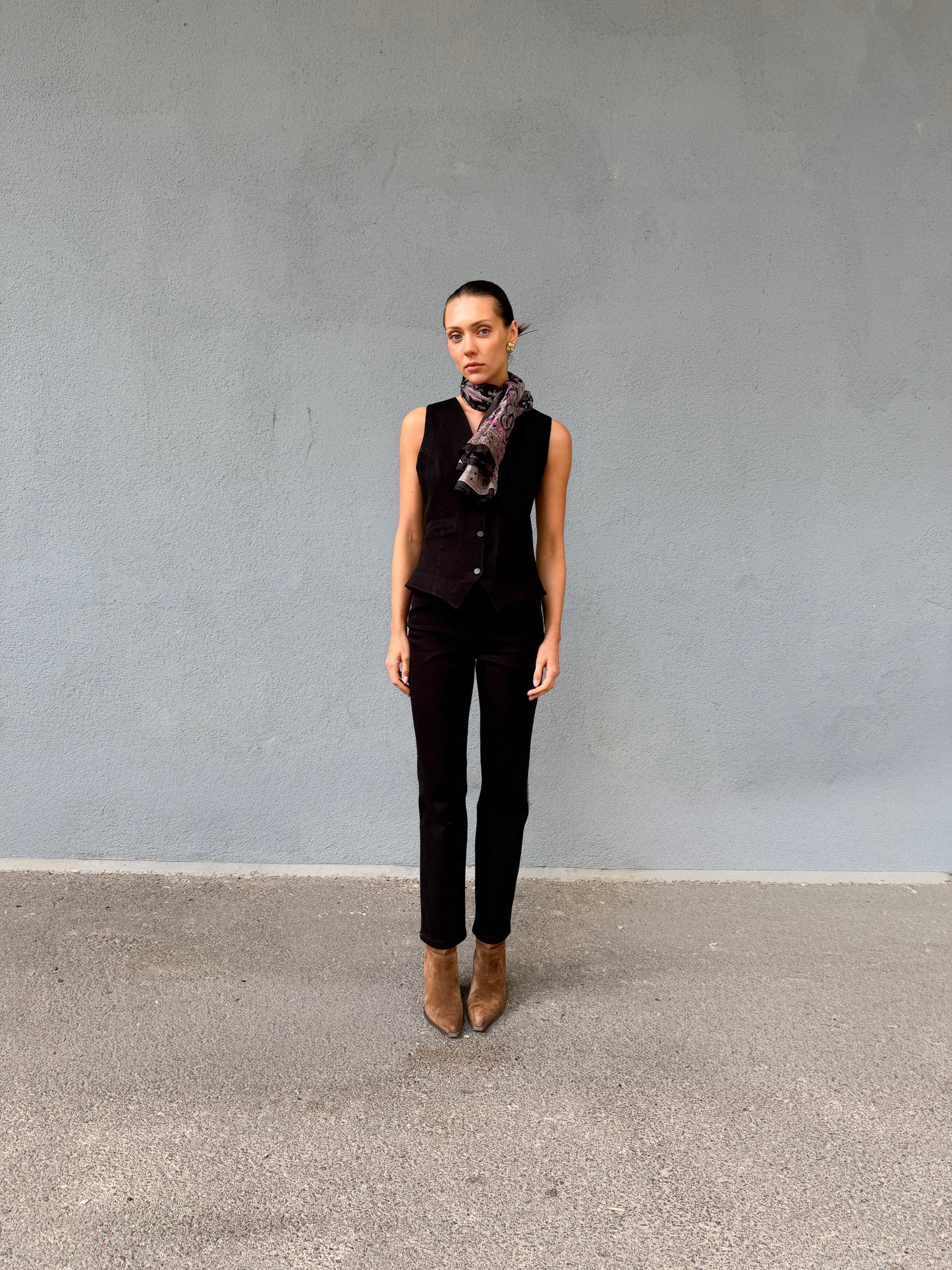 Siyah Bayan Likralı Yelek