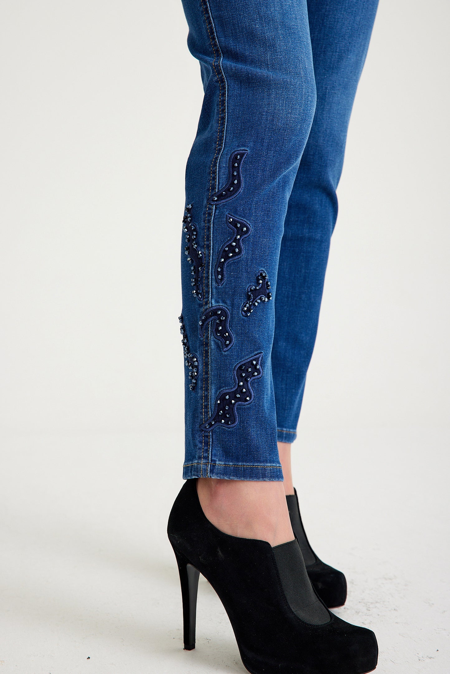 Nille İşlemeli Bootcut Jeans