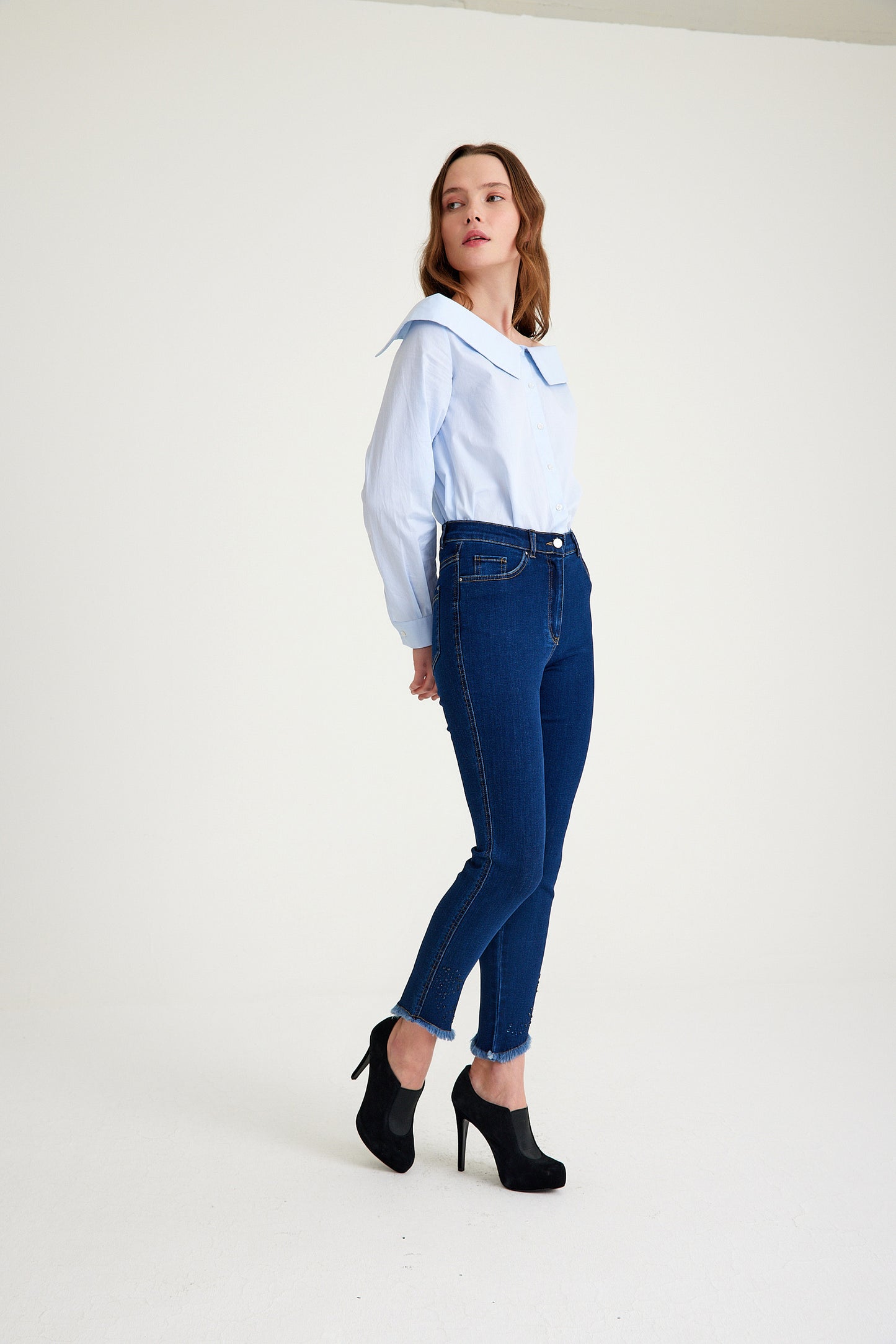 Nora Taşlı Slim Jeans