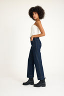 Yüksek Bel Geniş Paça Cep Detaylı Su Yıkamalı Flare Jeans