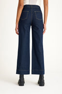 Yüksek Bel Geniş Paça Cep Detaylı Su Yıkamalı Flare Jeans