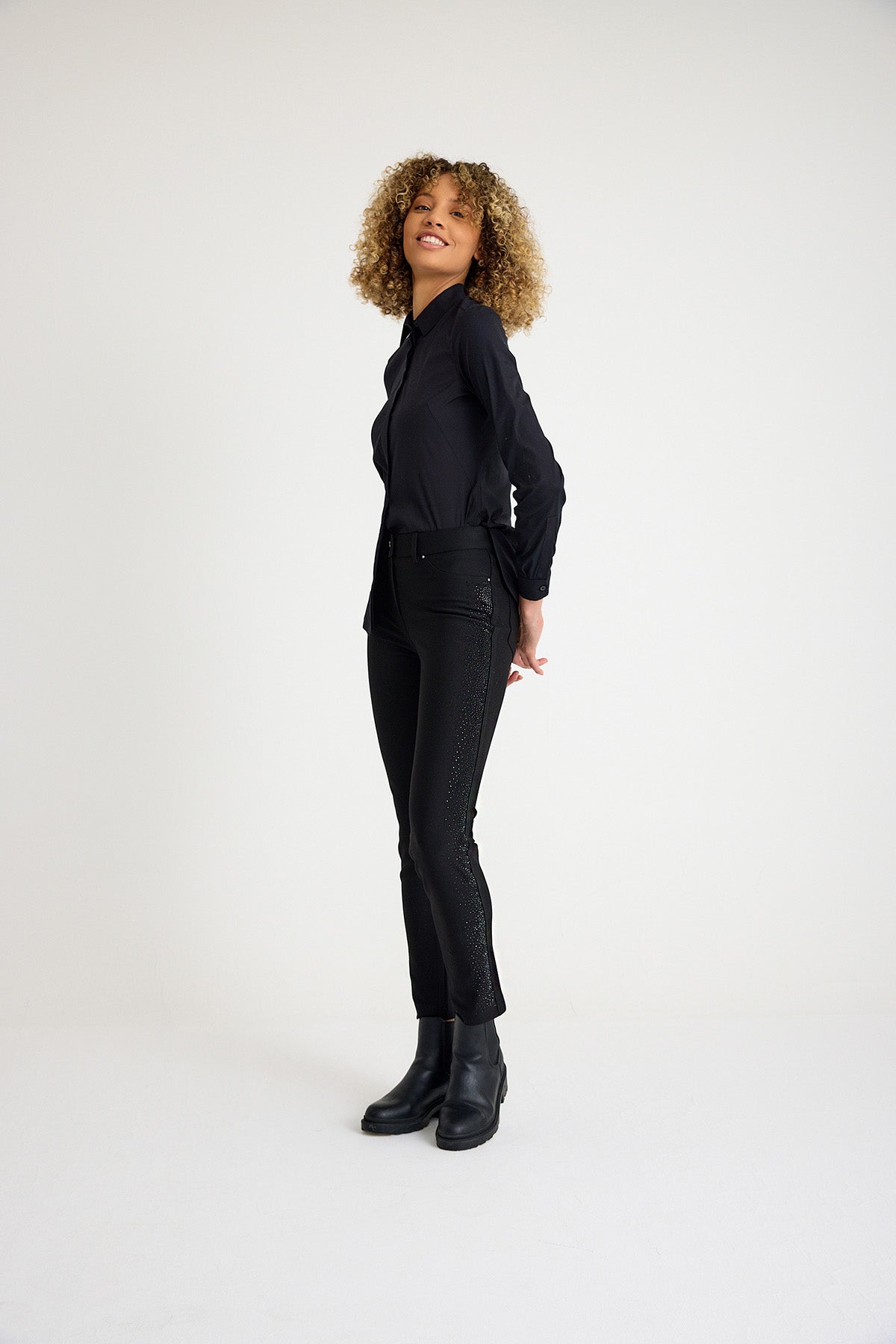 Kadın Siyah Yüksek Bel Vücut Toparlayıcı Kalın Çelik Örme Yanları Taşlı Pantolon