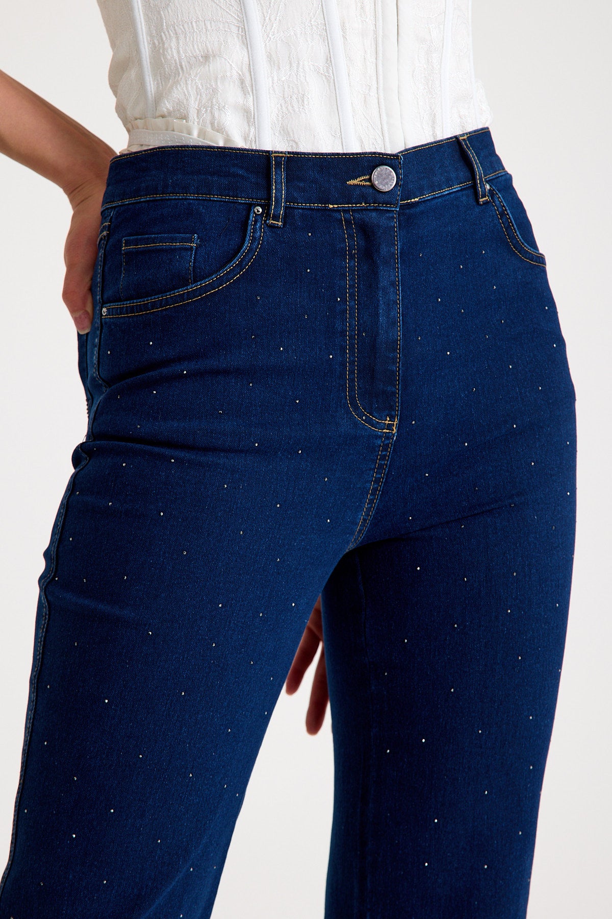 Dazzle Yüksek Bel Geniş Paça Taşlı Jeans