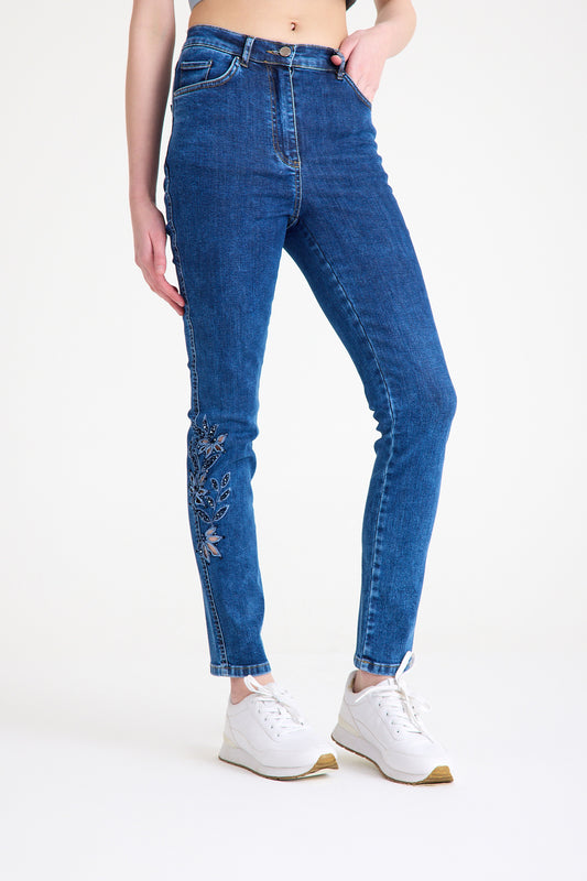 Kadın Yüksek Bel Likralı İşlemeli Mavi Jeans