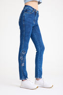 Kadın Yüksek Bel Likralı İşlemeli Mavi Jeans