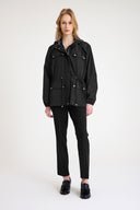 Kadın Su Geçirmez Hafif ve Şık Rüzgarlık