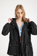 Kadın Su Geçirmez Hafif ve Şık Rüzgarlık