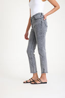 Yüksek Bel Esnek Taş İşleme Detaylı Gri Slim Jeans