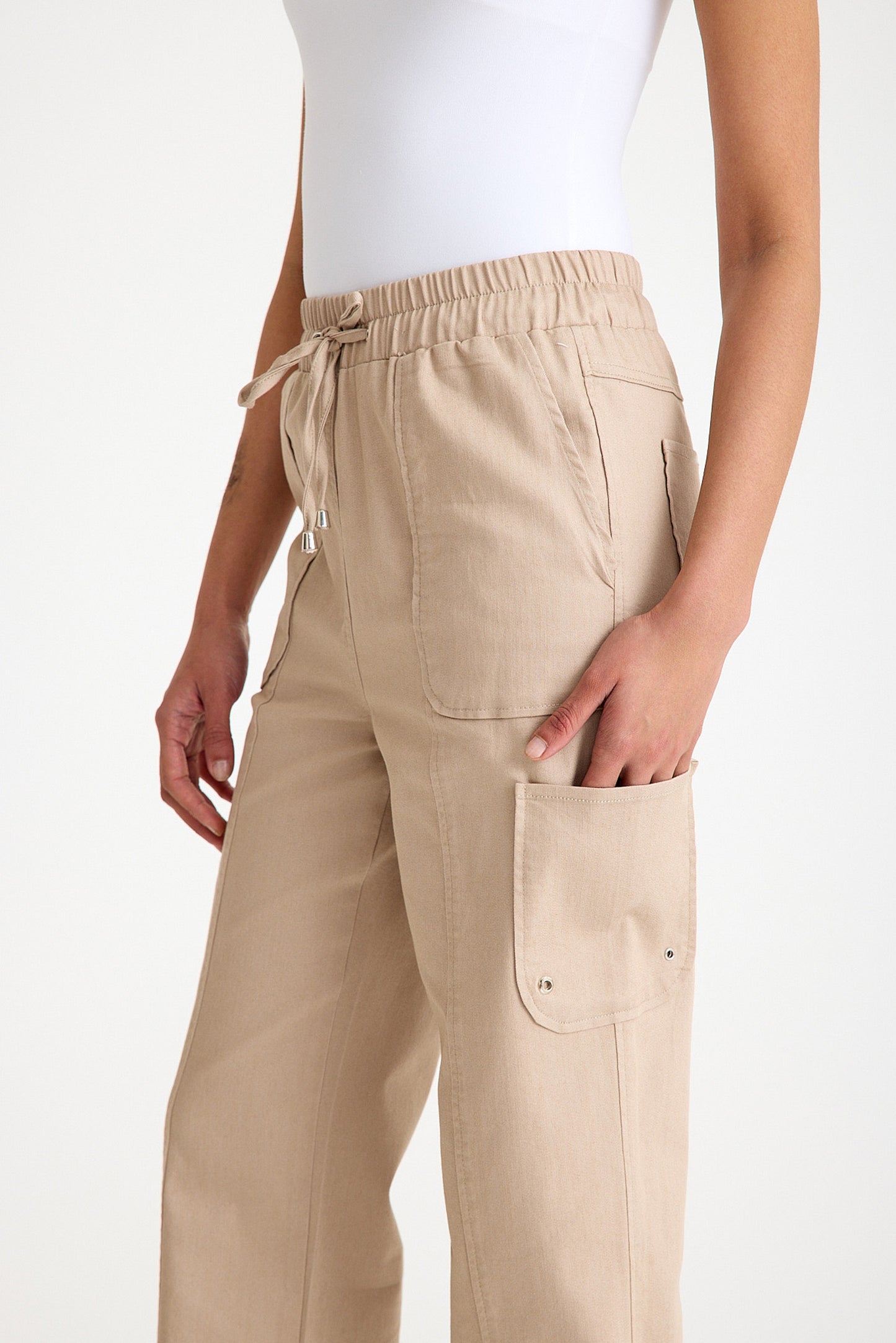 Bej Yüksek Bel Rahat Kesim Straight Fit Kadın Kargo Pantolon
