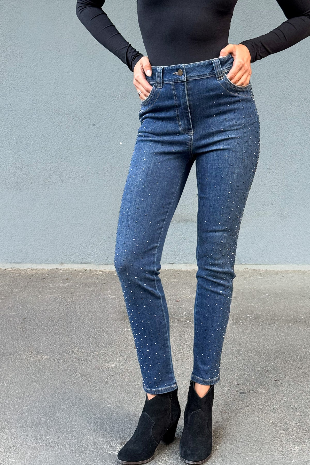 Taş Detaylı Mavi Yüksek Bel Likralı Kot Pantolon