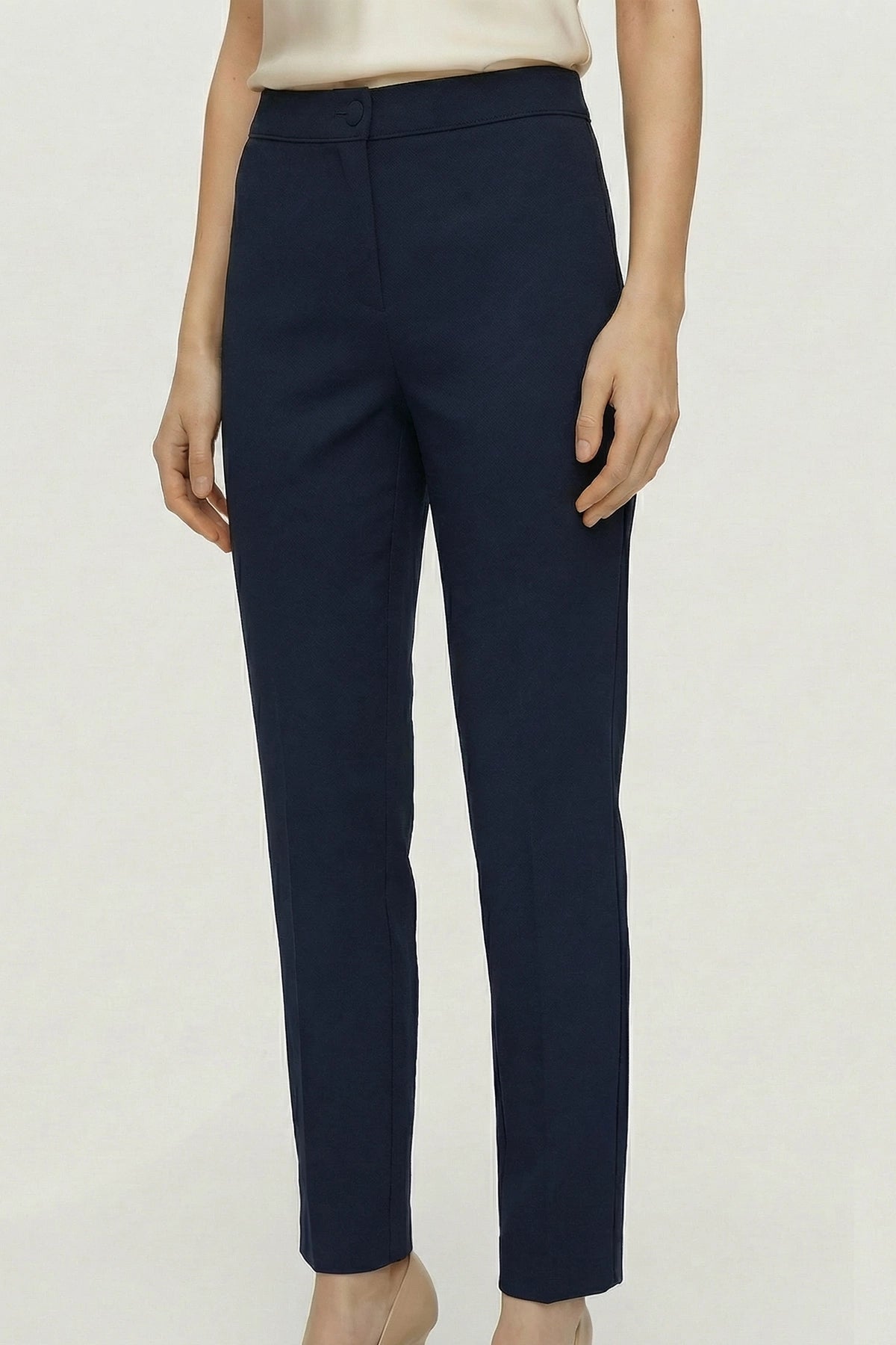 Yüksek Bel Düğme ve Fermuar Detaylı Bootcut Krep Pantolon - Laci